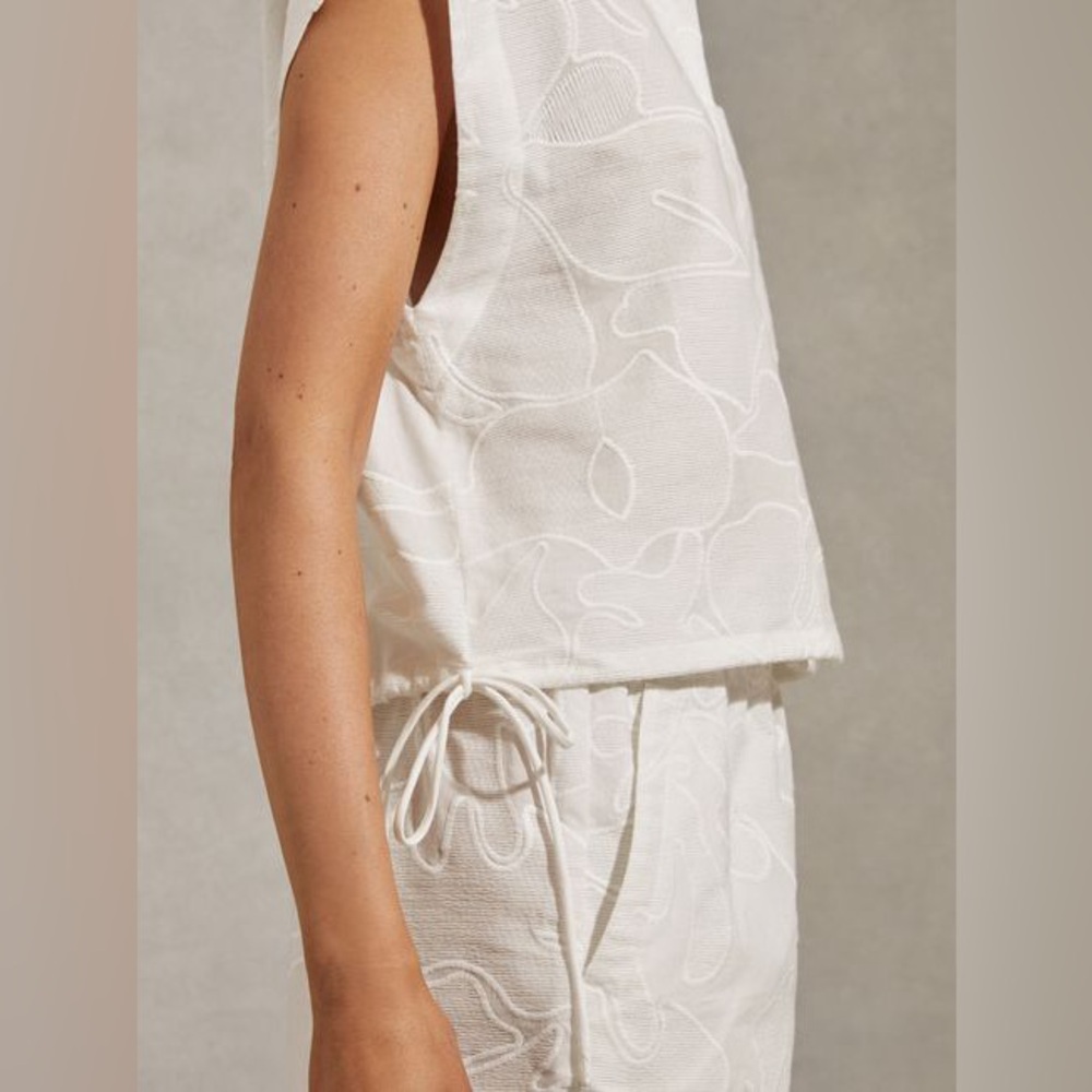 NWOT REISS White COTTON EMBROIDERED SHIRT - Picture 3 of 8